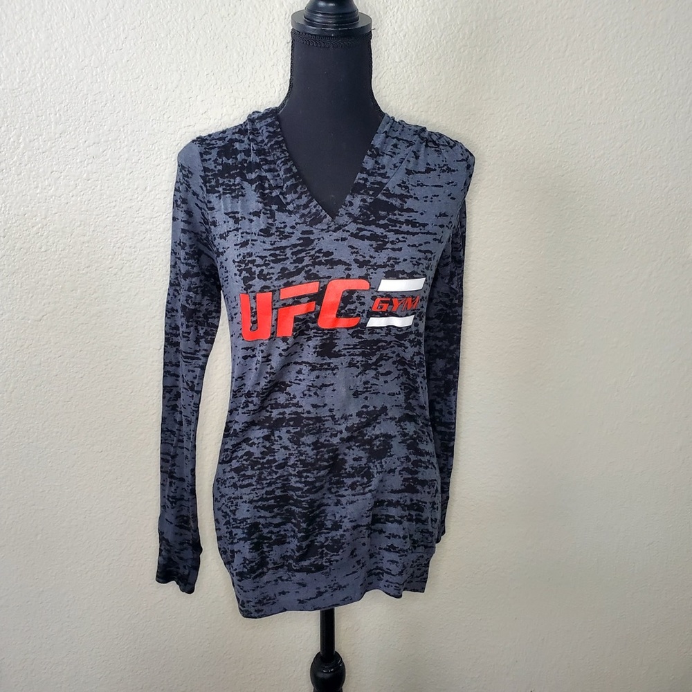 UfC Gym Black And Grey Lightweight Women's Hoodie Size: Small Pull Over Hoodie